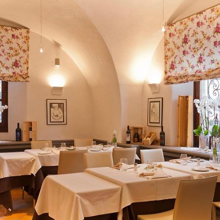 Albergo Ristorante La Palma Bissone Exterior photo
