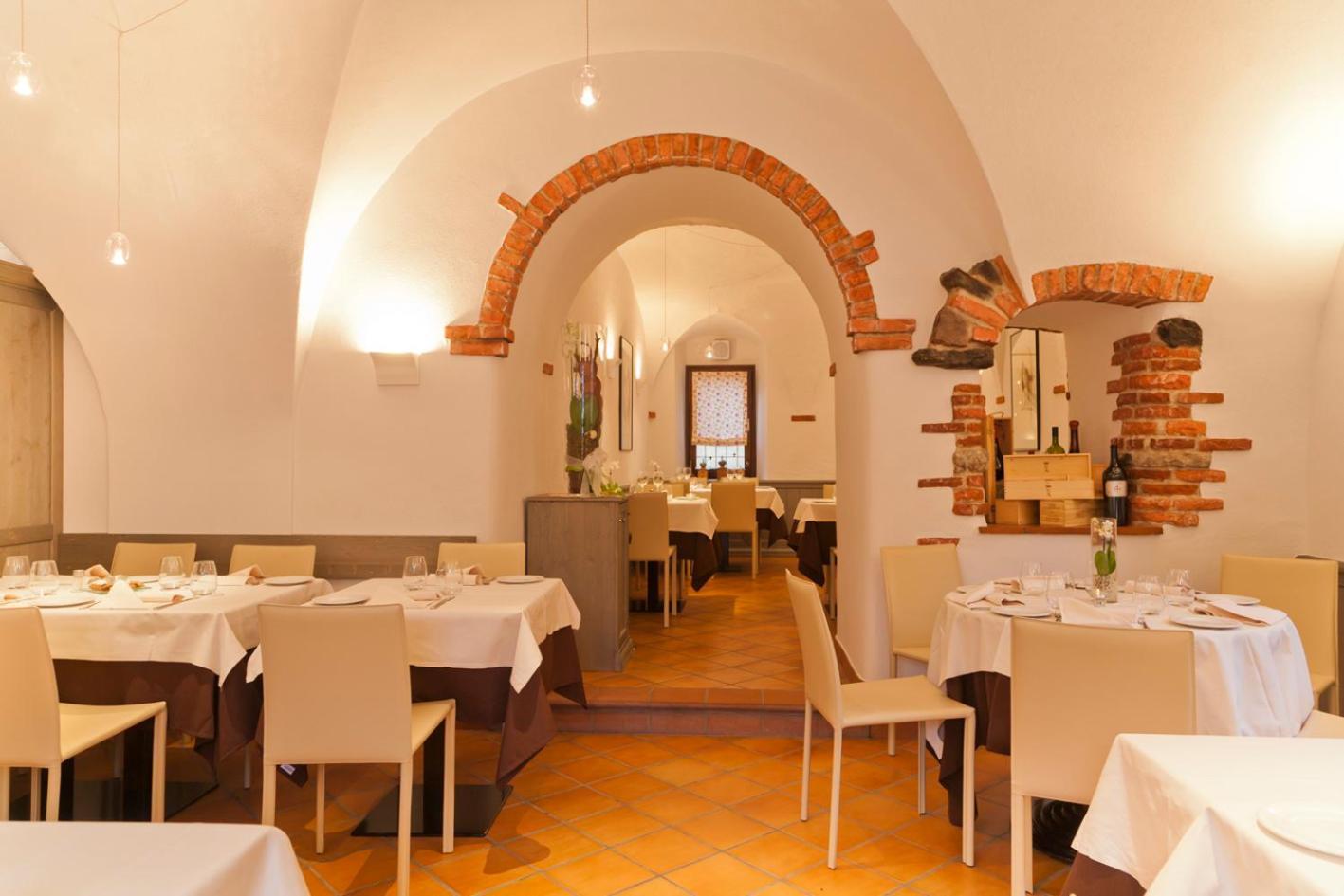 Albergo Ristorante La Palma Bissone Exterior photo